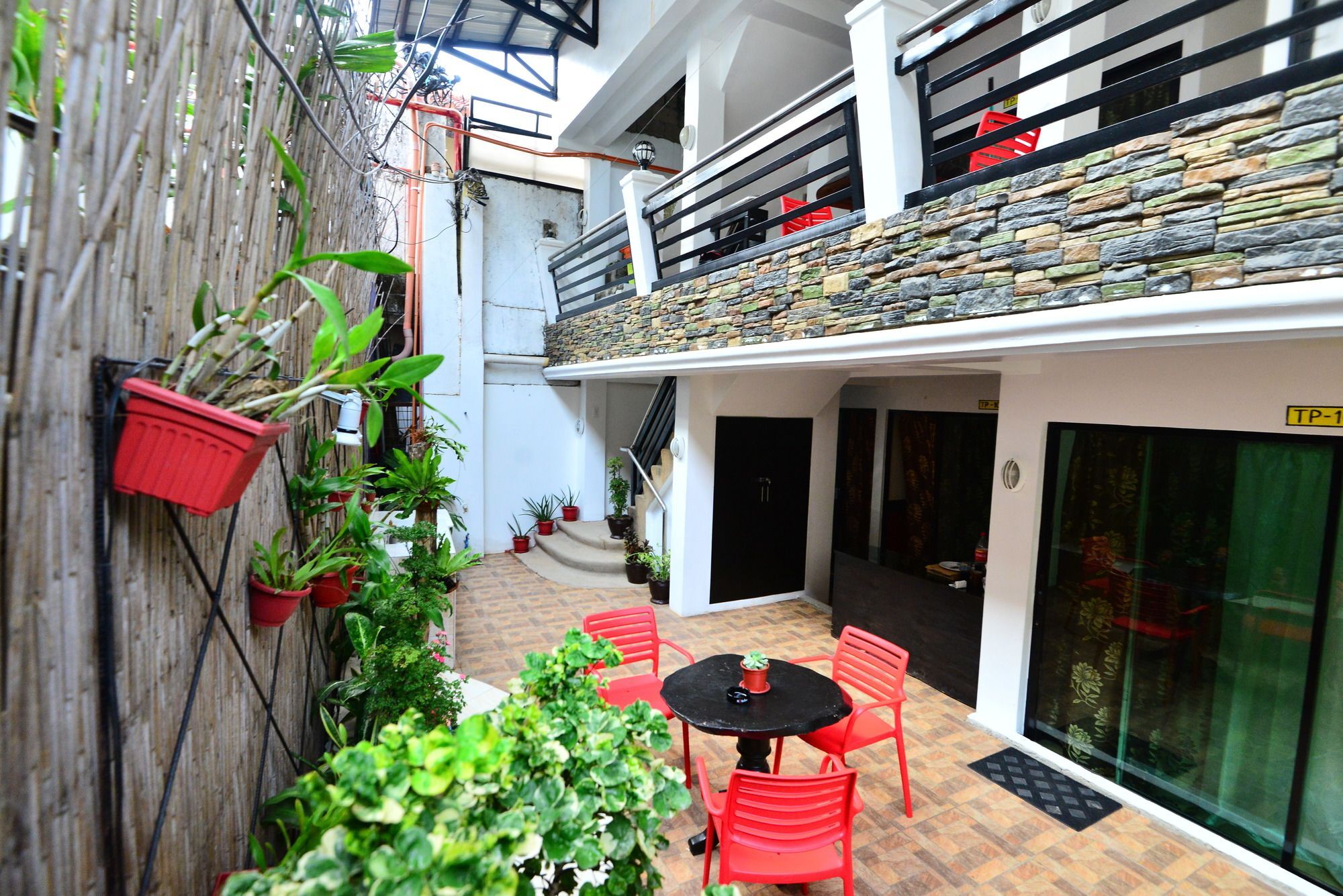 Travellers Pad Boracay Hostel Balabag  Εξωτερικό φωτογραφία